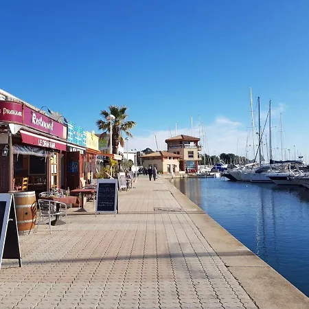 T2 Bord De Mer, Proche Commerces, Mer Et Marina Apartament